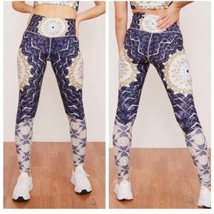 Wolven reverie leggings